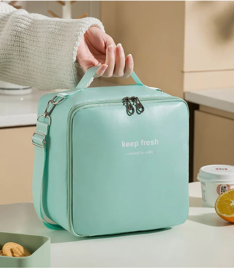 One-Shoulder Lunch Bag