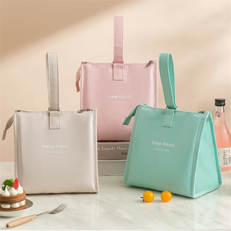 One-Shoulder Lunch Bag